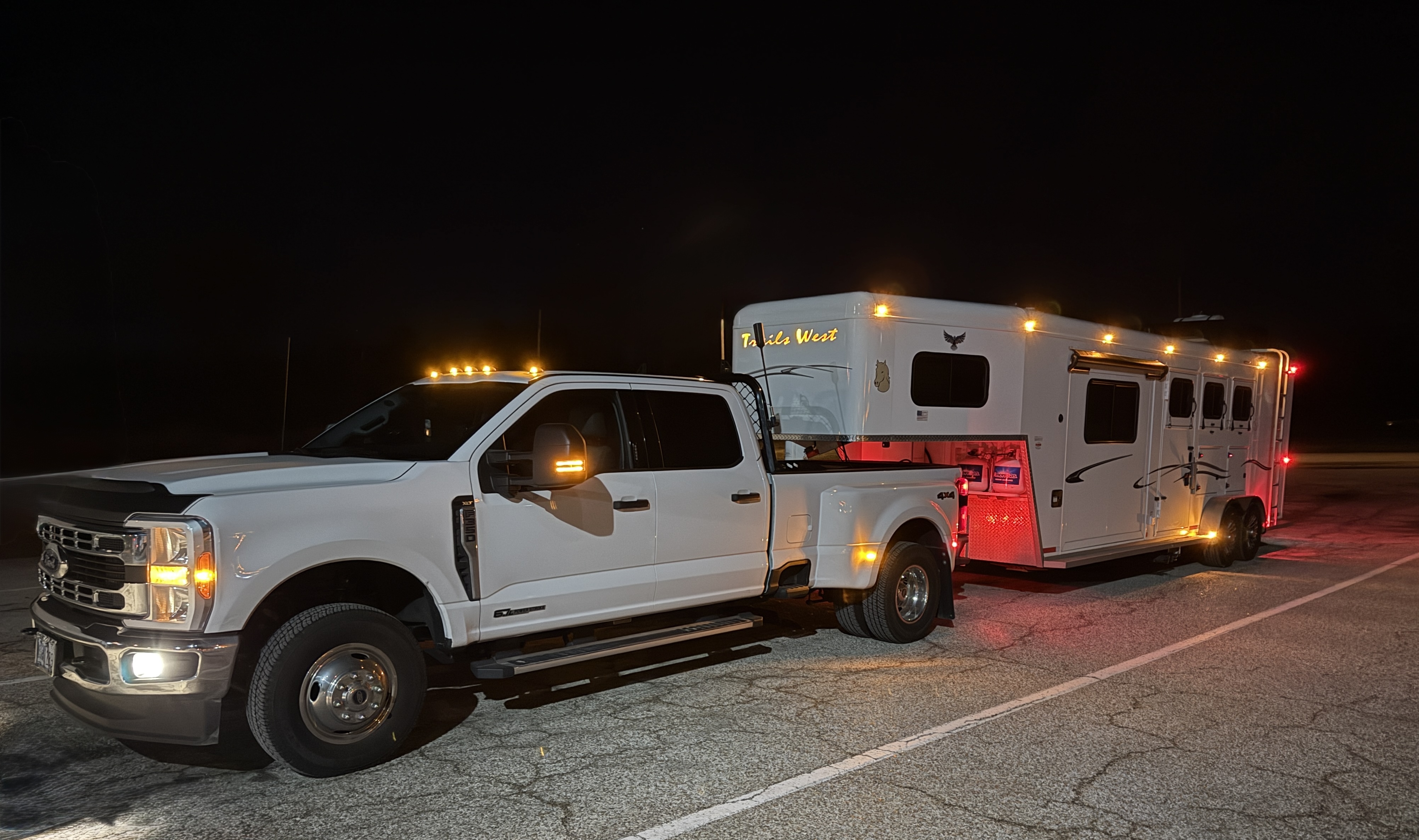 Mathisen Equine Transport LLC - Image 19